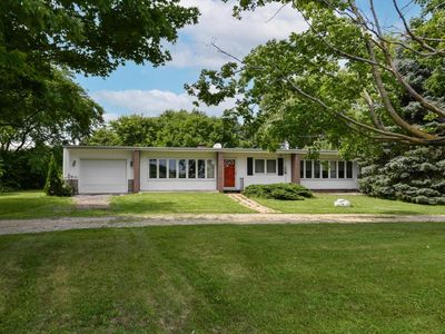 S103W26370 Maple AVENUE, Mukwonago, WI, 53149