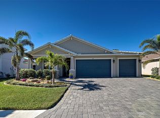 589 Mistiflower Cir, Nokomis, FL 34275