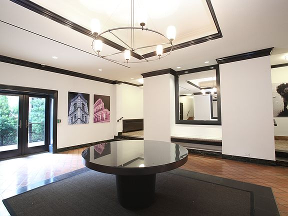 5th image of 10 Downing St APT 2B