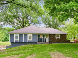 18206 NE 92nd St, Liberty, MO 64068