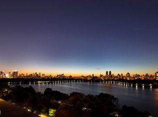 1120 5th Ave, New York, NY 10128