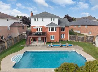 44 Tami Ct, Kitchener, ON N2B 3V2