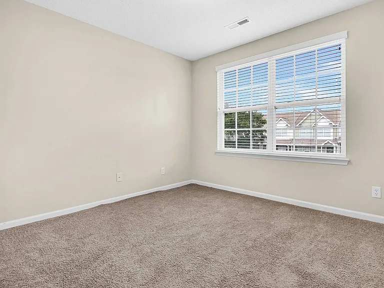 478 Doane Way #1 — Photo 32