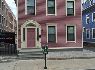 1371 Chapel St #3, New Haven, CT 06511