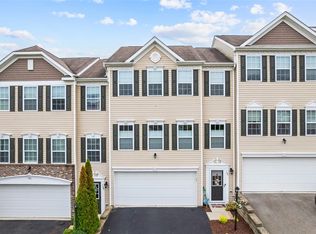 141 Rylie Dr, Harmony, PA 16037