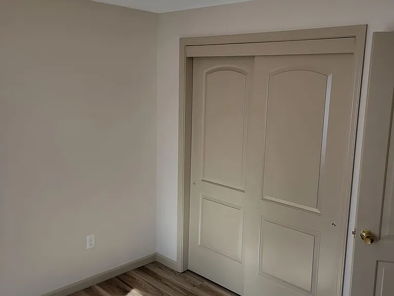 412 Alexander St NE — Photo 17
