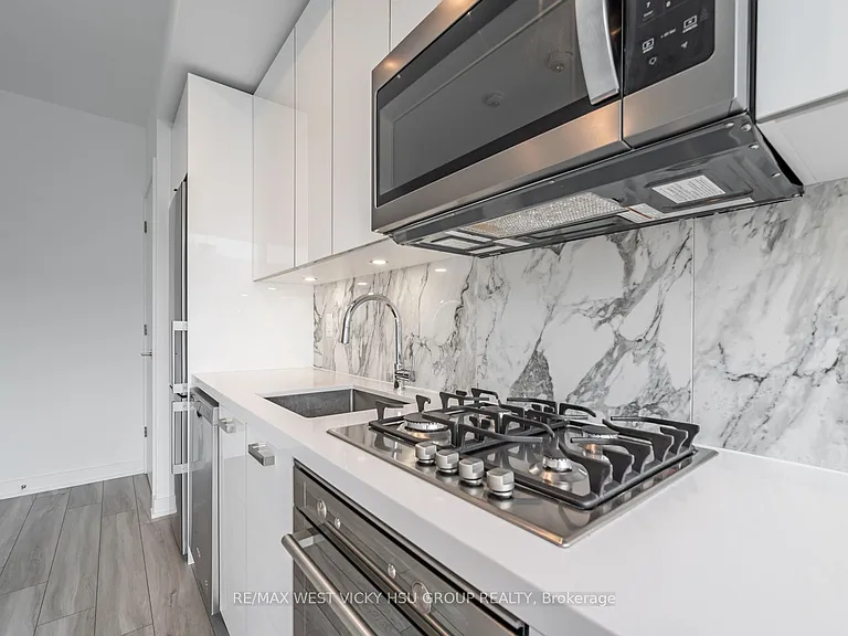 458 Richmond St W #806 — Photo 10