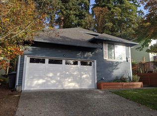 6726 119th Ave SE, Bellevue, WA 98006