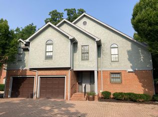 147 Hanford St, Columbus, OH 43206