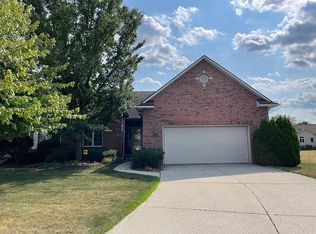 1506 Silverton Ct, Flint, MI 48532