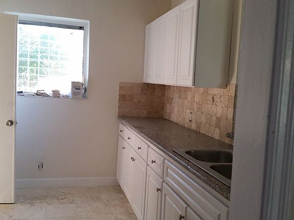 3rd image of 13925 NE 16th Ave