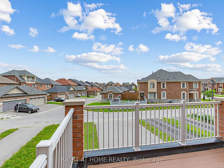 2628 Bur Oak Ave — Photo 18