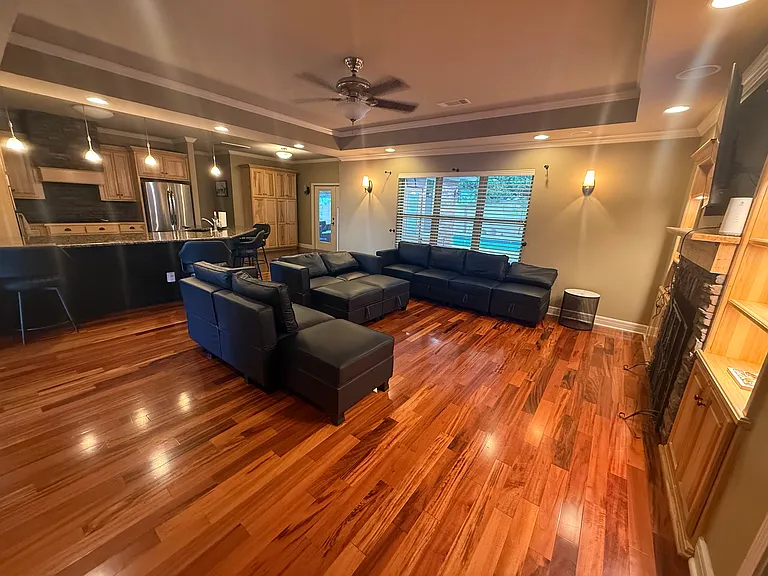 256 Mapleleaf Cir — Photo 9