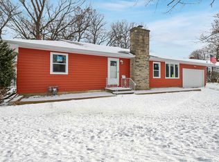 216 Delcy Dr, Dekalb, IL 60115