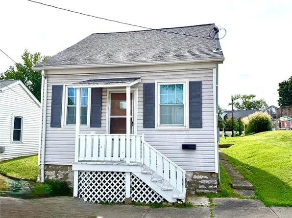319 S Main St, Waterloo, IL 62298