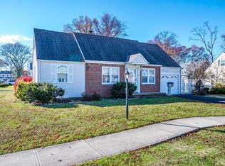 54 Alison Rd, Roselle, NJ 07203