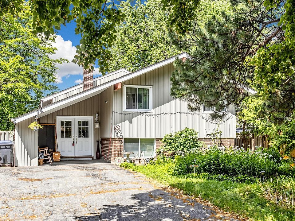 1st image of 14 Rosswood Cres