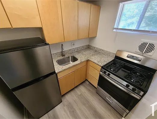 1 bed, 820 sqft, $1,100 — Photo 1