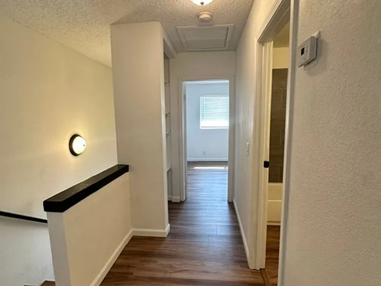 3411 Center Dr — Photo 27