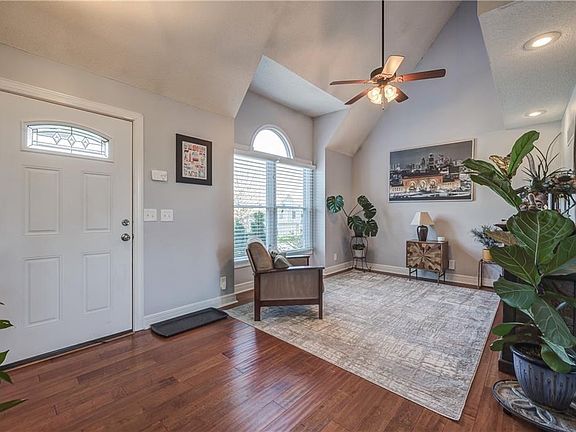3rd image of 8204 W 149th Ter