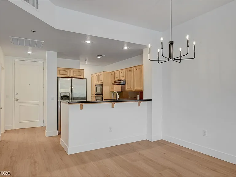 55 E Agate Ave #304 — Photo 7