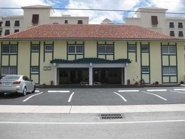 2404 NE 33rd Avenue #12, Fort Lauderdale, FL 33305