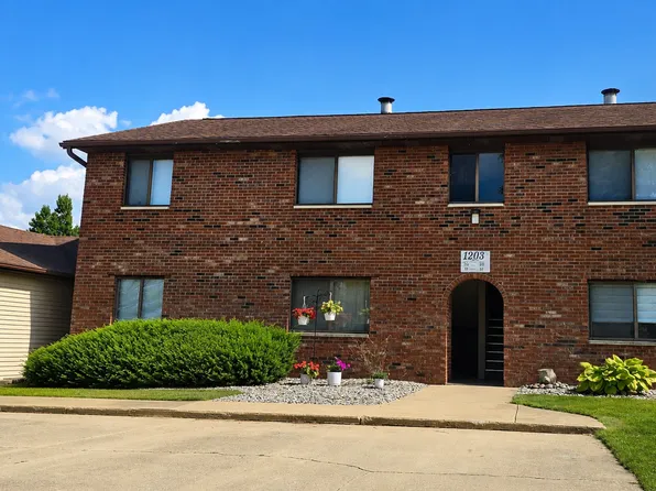 1203 Clifford Dr #6, Urbana, IL 61801
