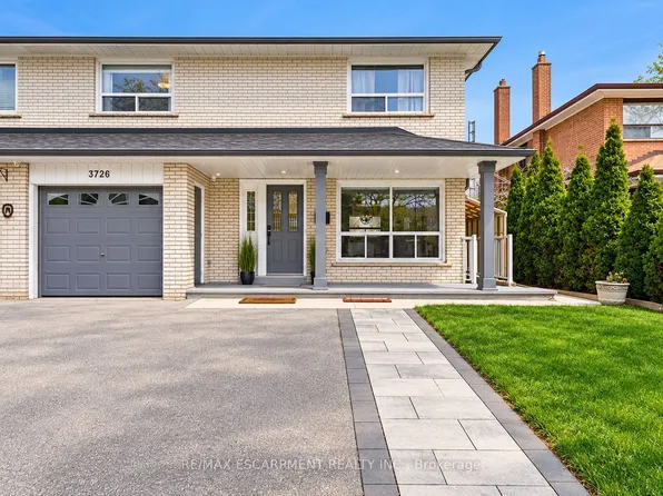 3726 Holden Cres, Mississauga, ON L5A 2V8