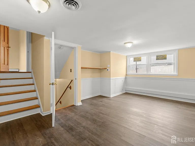 762 Valley St #762 — Photo 21