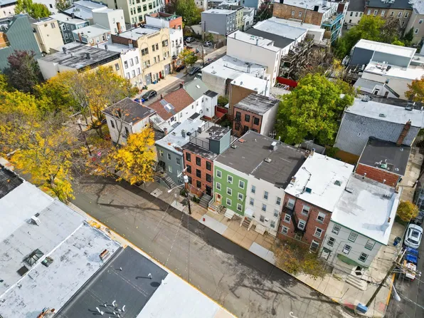 82 Colgate Street image 36 of 43