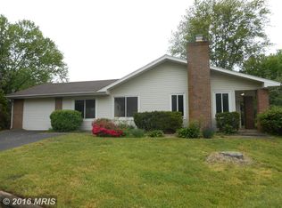 9 Cheval Ct, Sterling, VA 20164