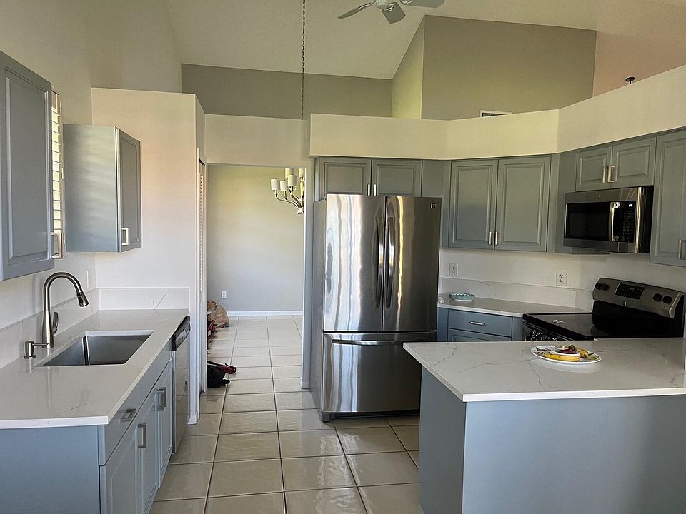 1st image of 8300 Waterline Dr #0