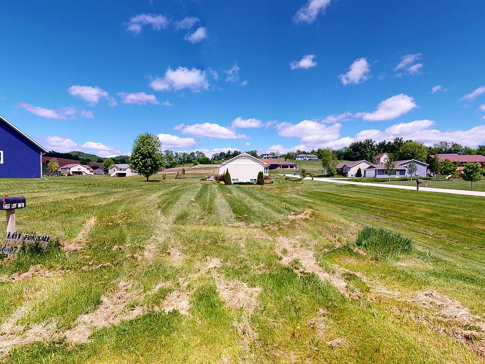 1st image of 21570 Somerset Downs Ln