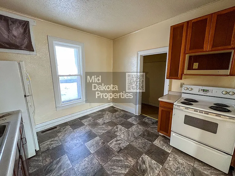 515 E Hanson Ave — Photo 7