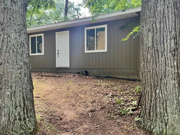 4878 N Flint Rd, Sanford, MI 48657