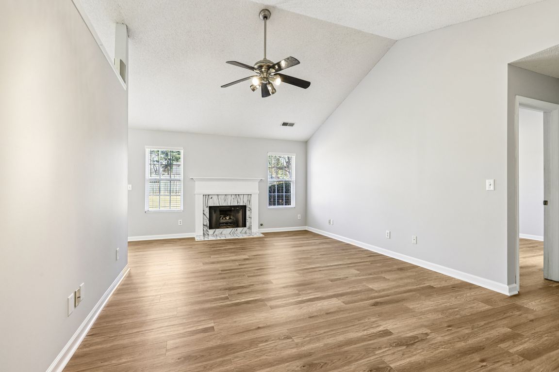 next background image