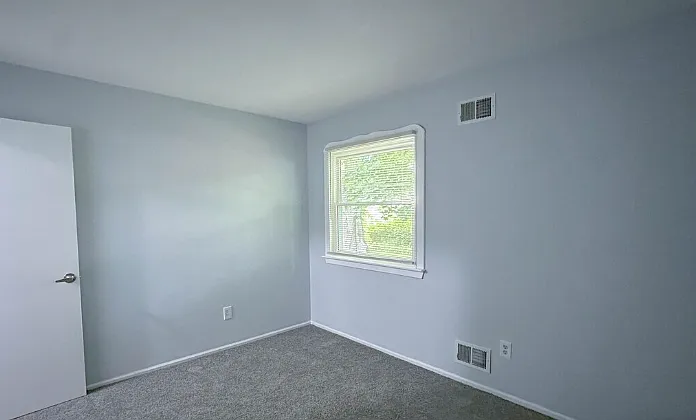 19 Ensign Ave — Photo 13
