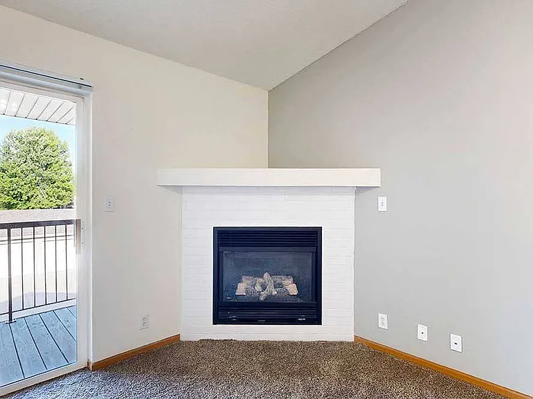 Northbrook Apartments — Photo 195