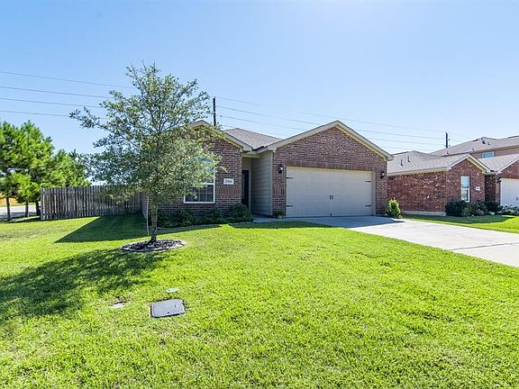 3rd image of 20906 Echo Manor Dr