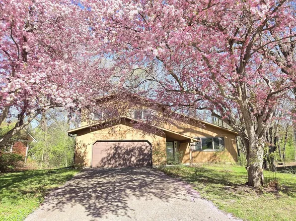 2638 Richardson Street, Fitchburg, WI 53711