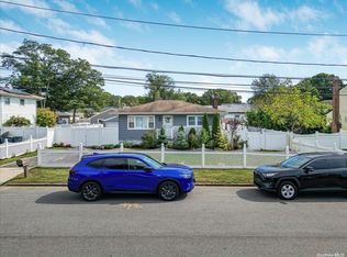 139 Maida Ave, Deer Park, NY 11729