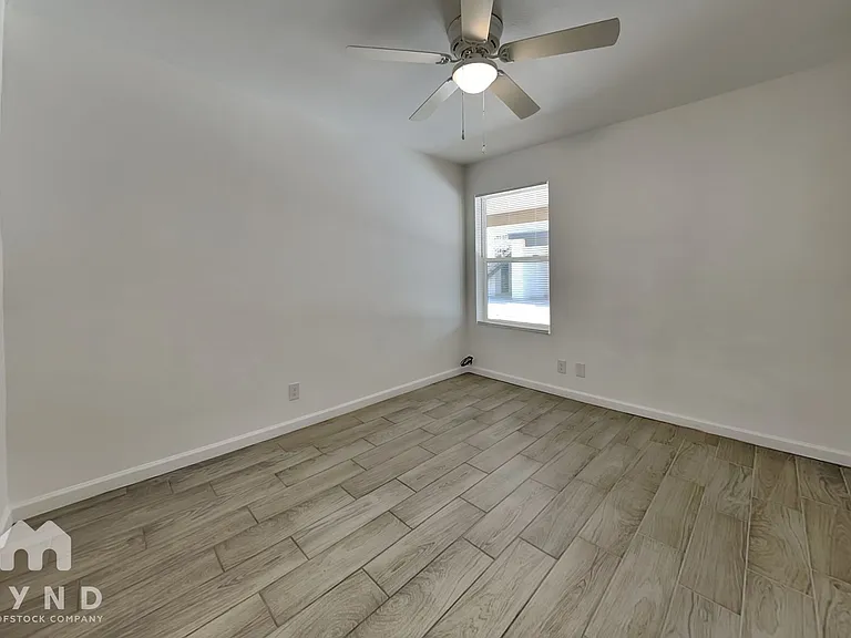 6657 W Ocotillo Rd #102 — Photo 7