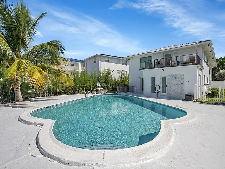 1702 S Ocean Blvd #1 — Photo 41