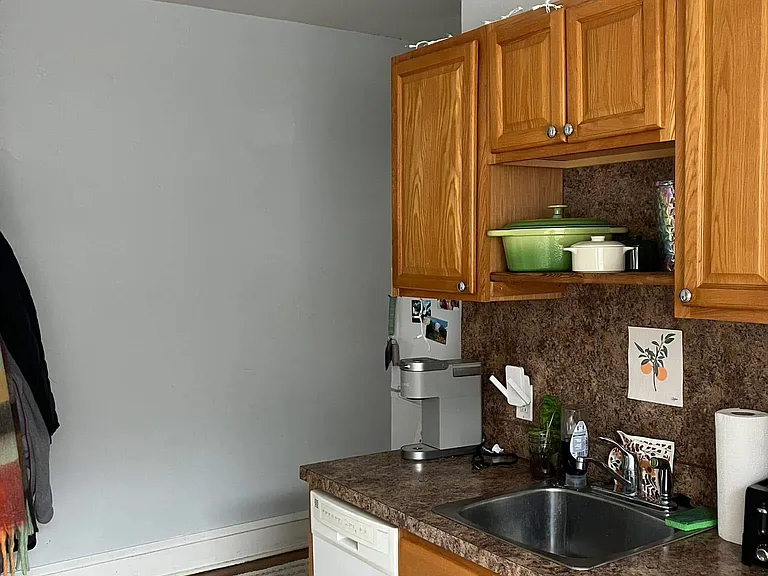 331 N 34th St #2R — Photo 5