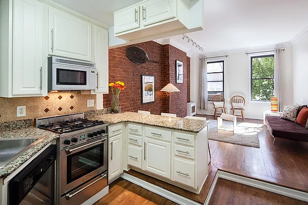 Sold by Corcoran | media 21