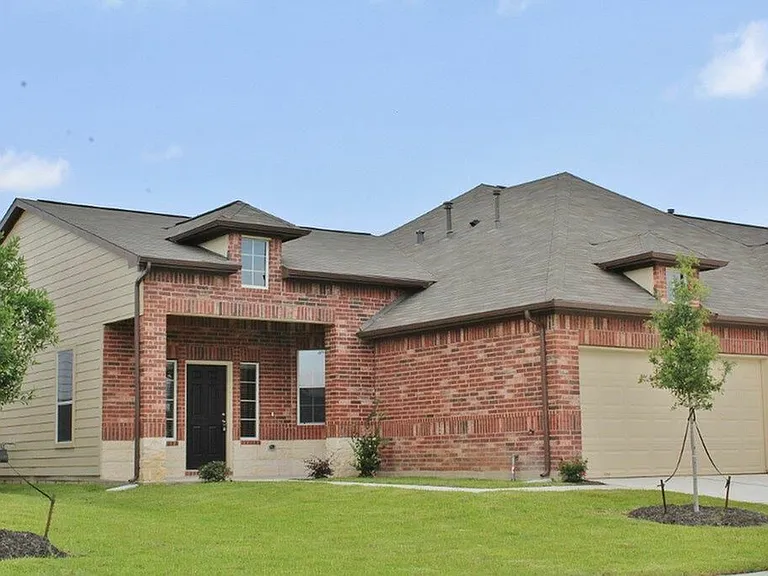 12335 Dona Ln — Photo 3