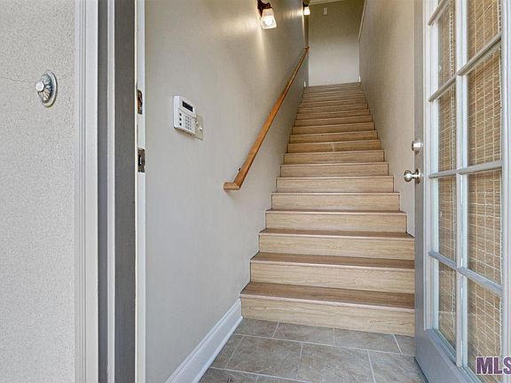 2nd image of 888 S Kenilworth Pkwy APT 5C