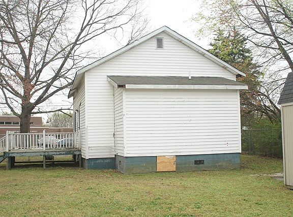 3rd image of 806 14th St