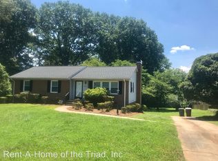 5605 Greenwich Dr, Greensboro, NC 27410