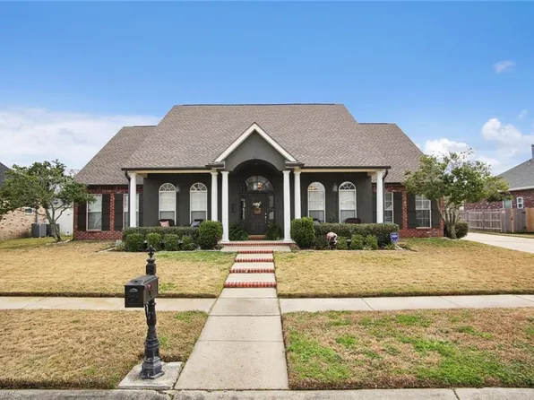 113 Evangeline Ln, Destrehan, LA 70047